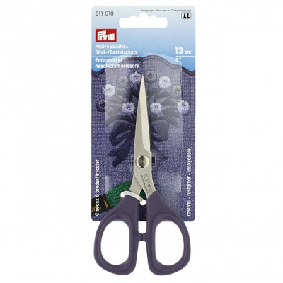 Malé profesionální nůžky s ostrými špičkami na ruční práce od japonské firmy KAI