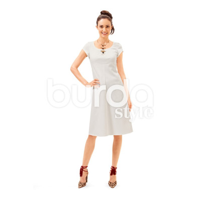 Střih Burda číslo 6685 empírové šaty, halenka