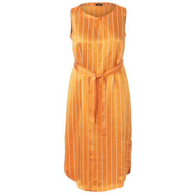 Střih Burda číslo 6106 šaty bez rukávů pro plnoštíhlé