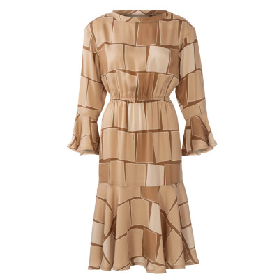 Střih Burda 6060, návod k šití: tunika, šaty s volány