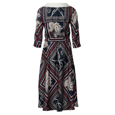 Střih Burda 5980, návod k šití: šaty s límečkem, volná halenka